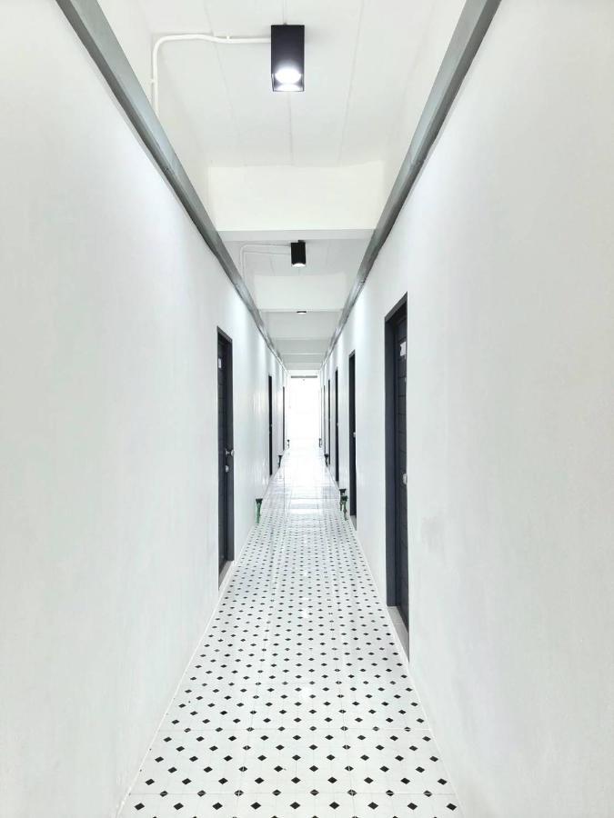 The Zai Apartment Ban Krathum Lom Dış mekan fotoğraf